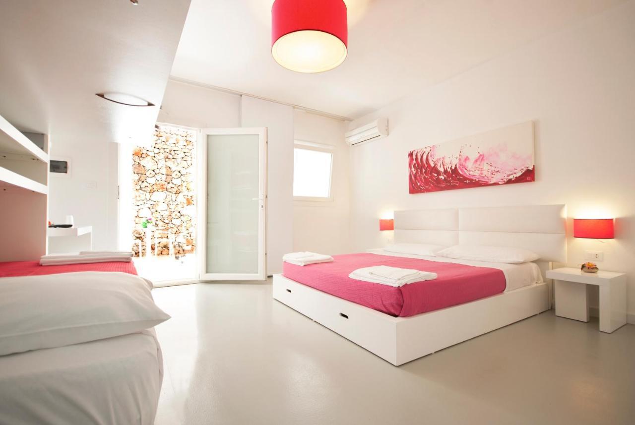Hotel Beach Salento Marina Di Pescoluse Kültér fotó